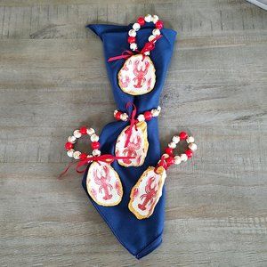 Set of 4 Napkin Rings, Oyster Shell With Lobster Design